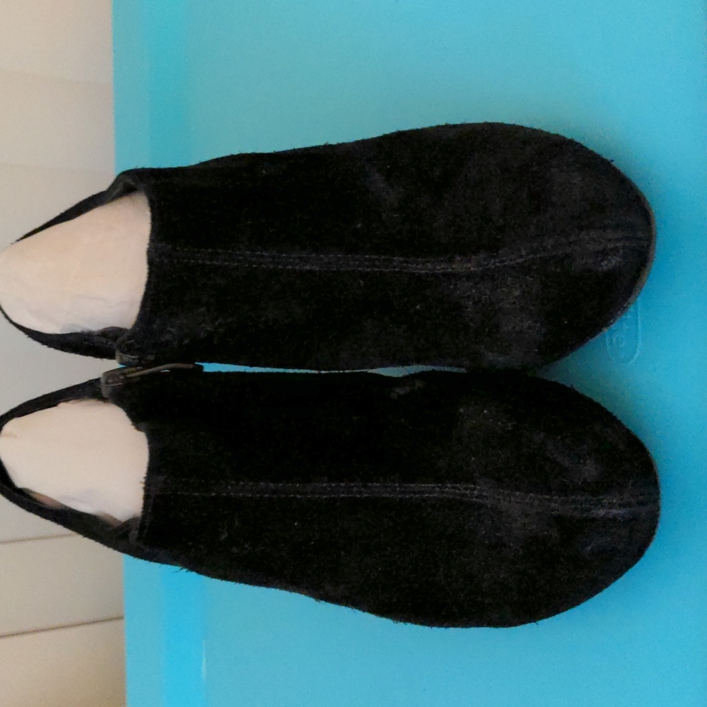 Vince Camuto suede wedge booties